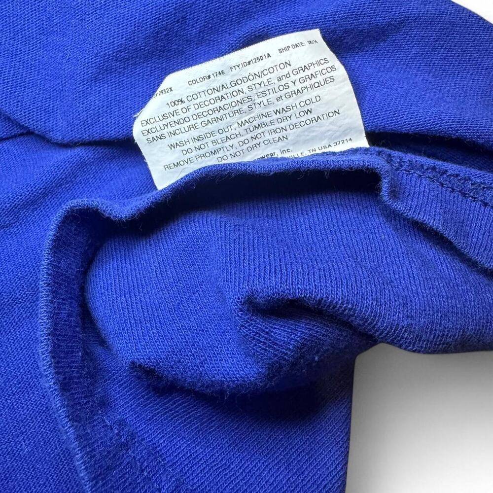 Majestic Athletic VTG 2000s Royal Blue Chicago Cubs Graphic T-Shirt — MEDIUM - Picture 5 of 5